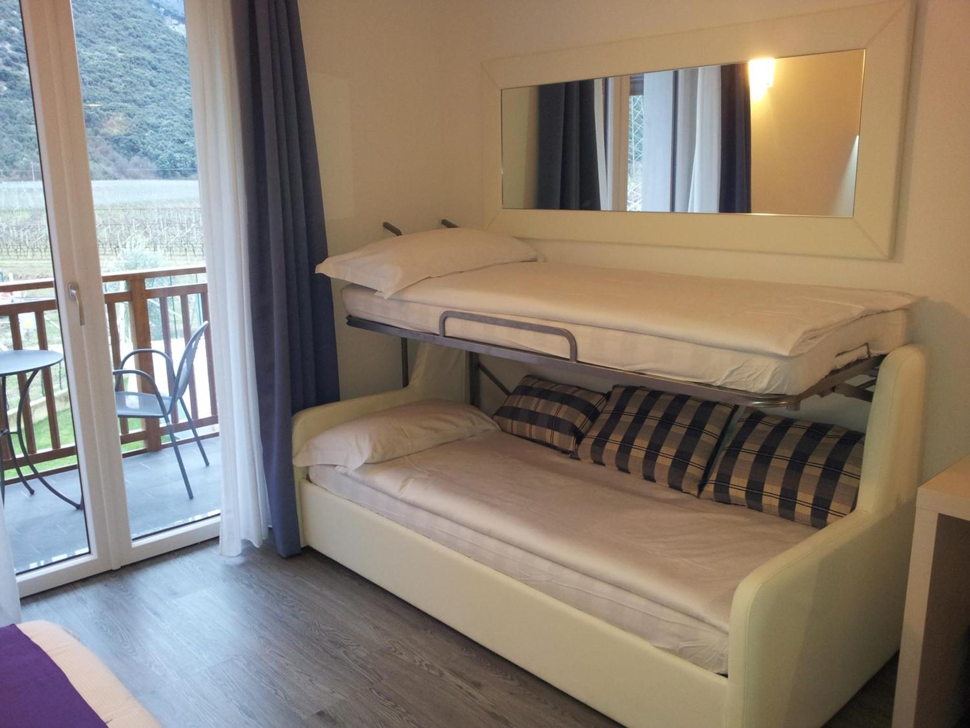 Maso Agritur Santa Lucia Bed & Breakfast Dro Room photo